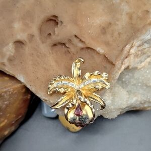Coro Gold Orchid Pendant